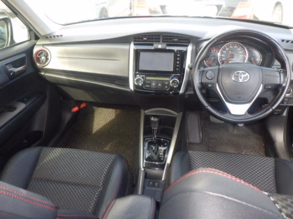 TOYOTA COROLLA FIELDER