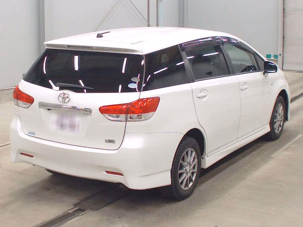 TOYOTA WISH