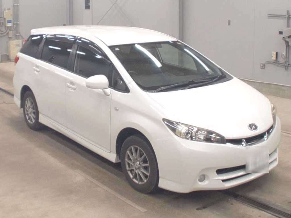 TOYOTA WISH