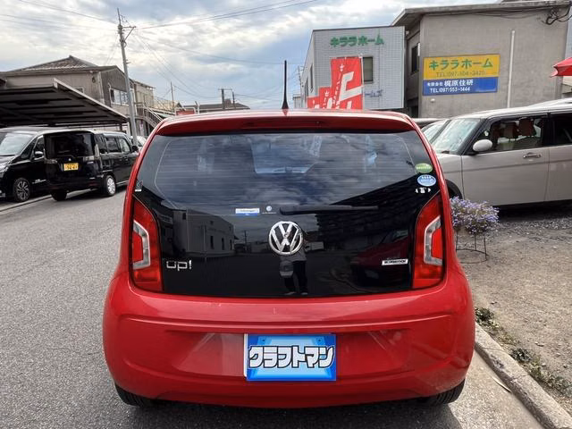 VOLKSWAGEN UP!