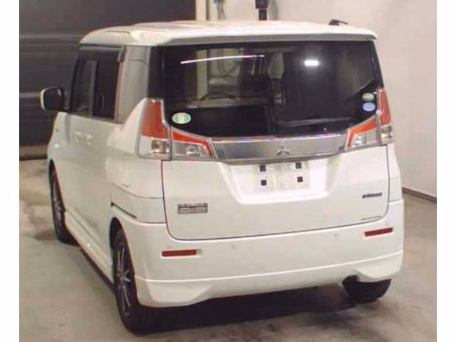 MITSUBISHI DELICA D:2