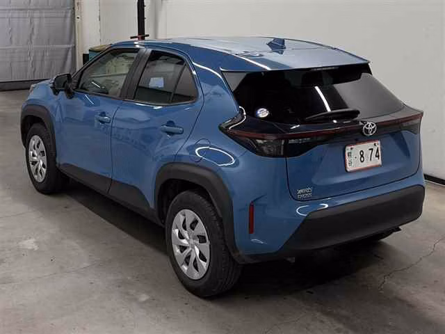 TOYOTA YARIS CROSS