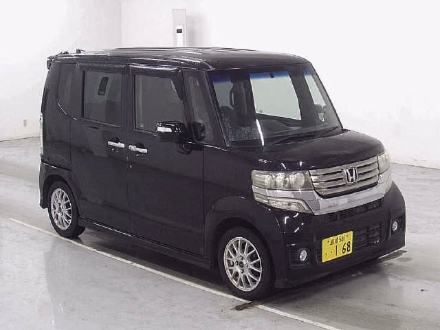 HONDA N-BOX
