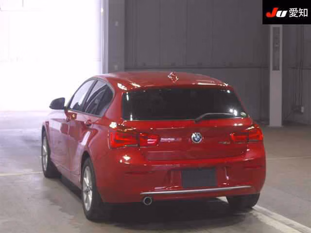 BMW 1-SERIES
