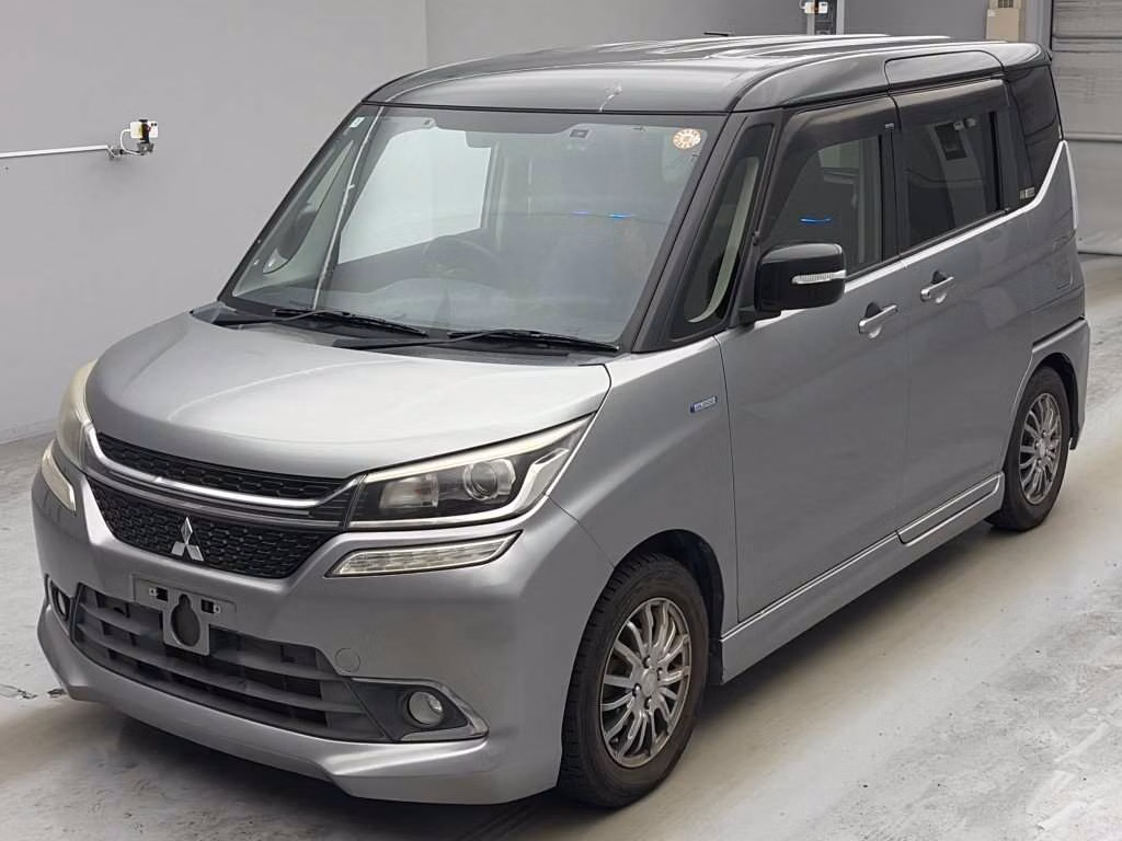 MITSUBISHI DELICA D:2