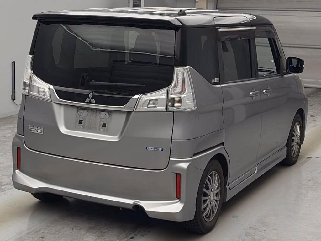 MITSUBISHI DELICA D:2