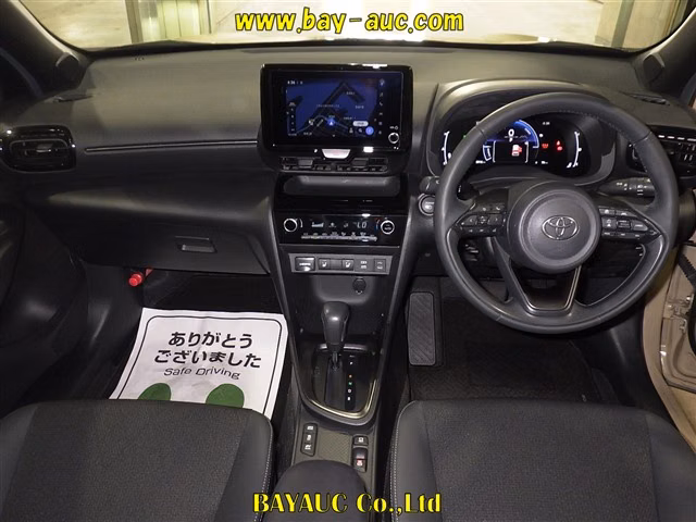 TOYOTA YARIS CROSS