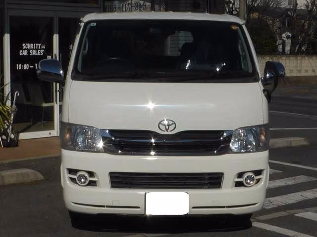 TOYOTA REGIUS ACE