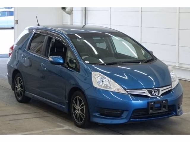 HONDA FIT SHUTTLE