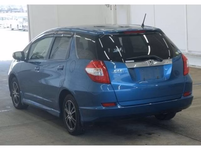 HONDA FIT SHUTTLE