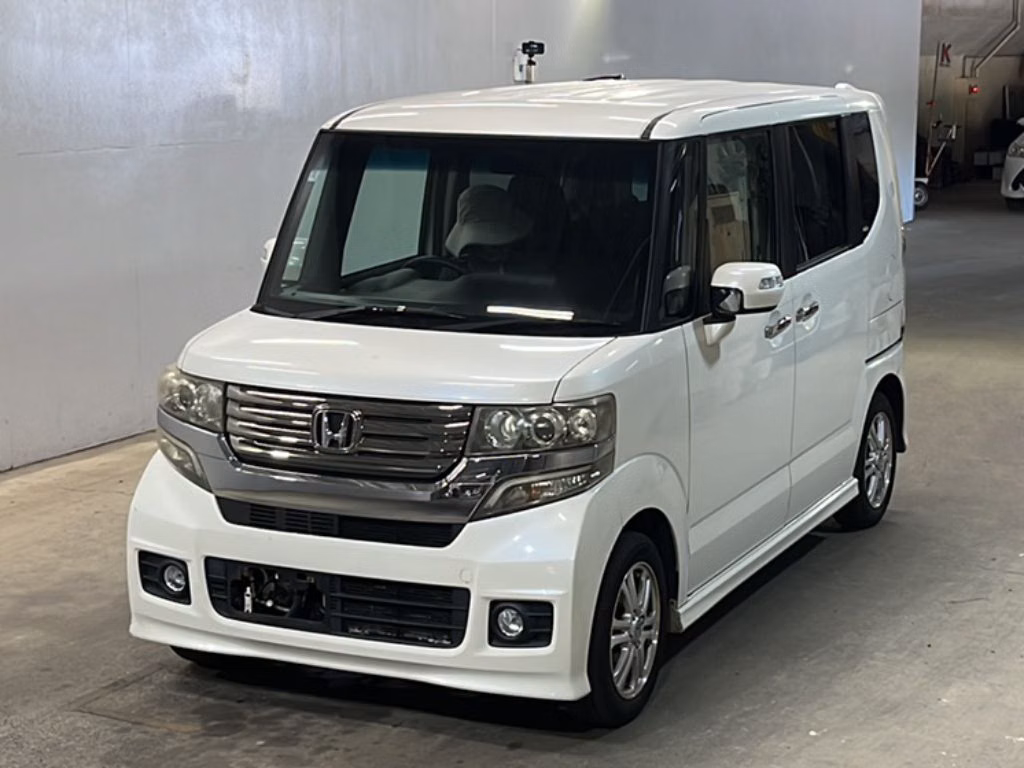 HONDA N-BOX