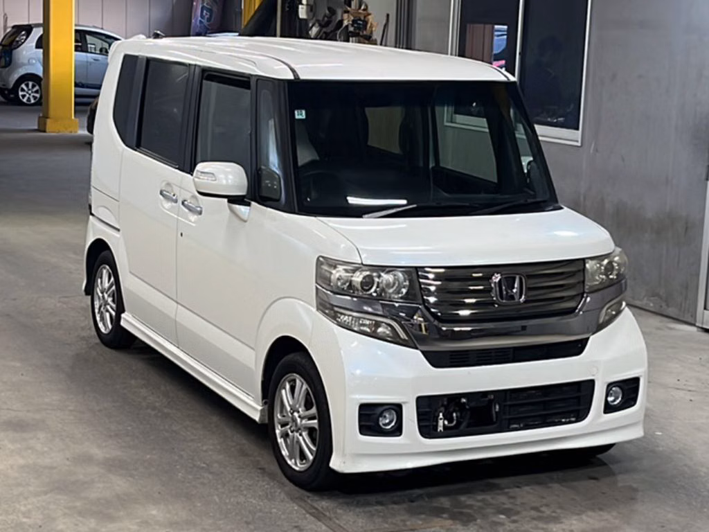 HONDA N-BOX