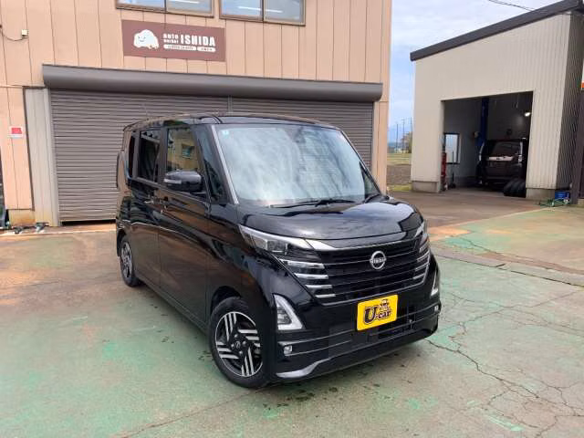 NISSAN ROOX