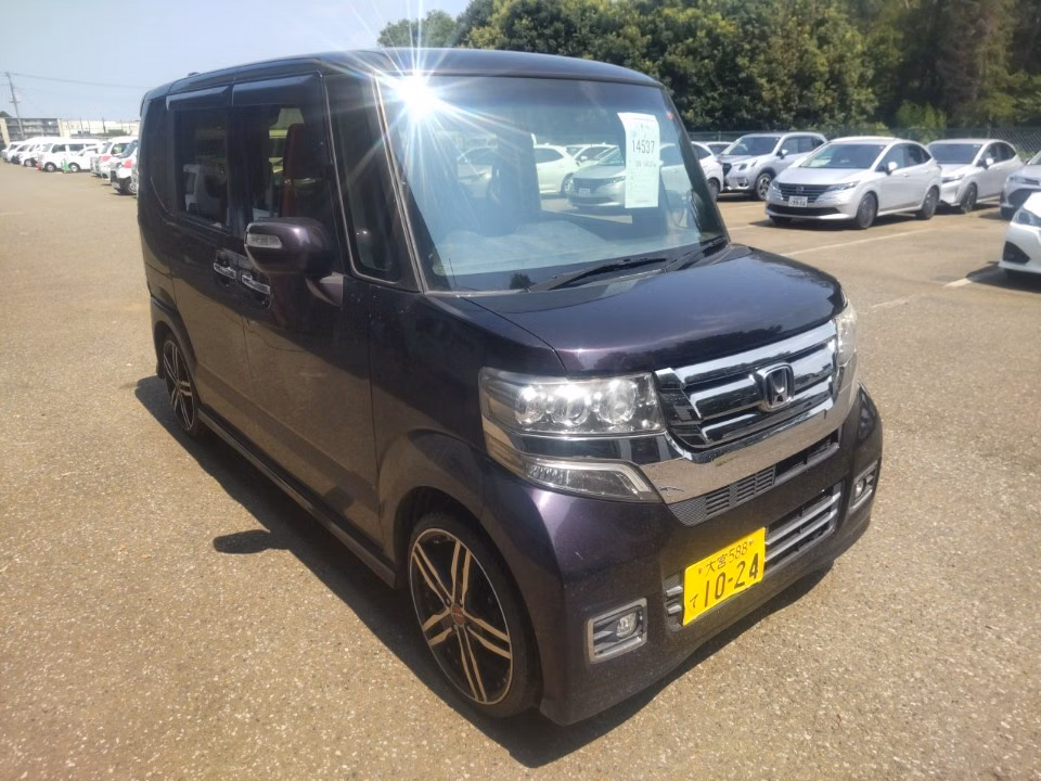 HONDA N-BOX