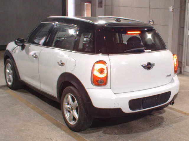 MINI CROSSOVER