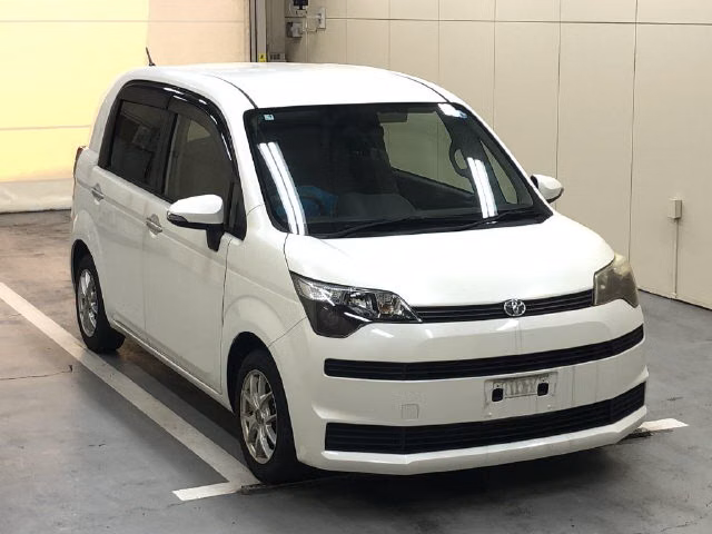 TOYOTA SPADE
