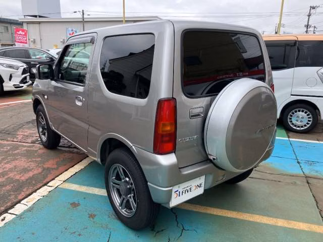 SUZUKI JIMNY