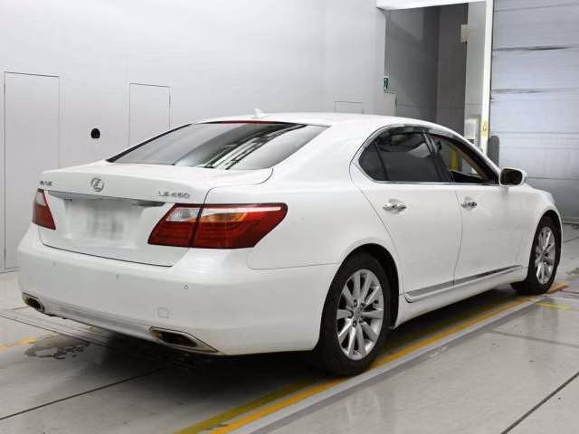 LEXUS LS460