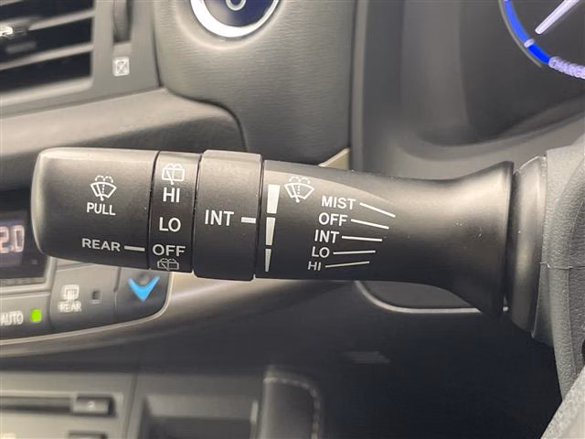 LEXUS CT200H
