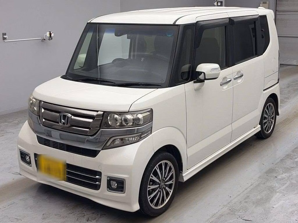 HONDA N-BOX