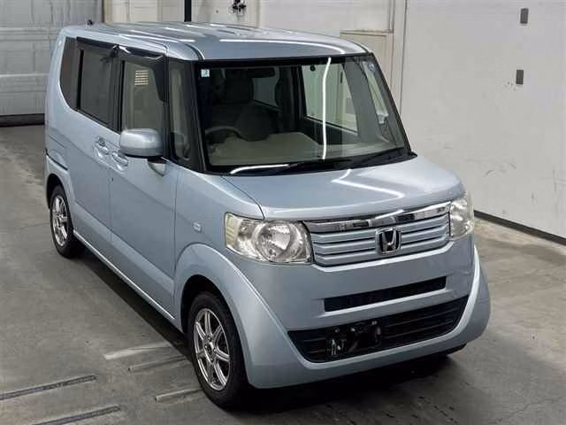 HONDA N-BOX
