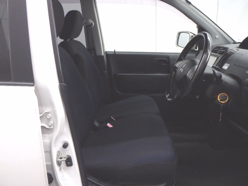 MITSUBISHI EK SPORT