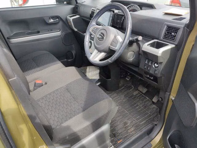 DAIHATSU WAKE