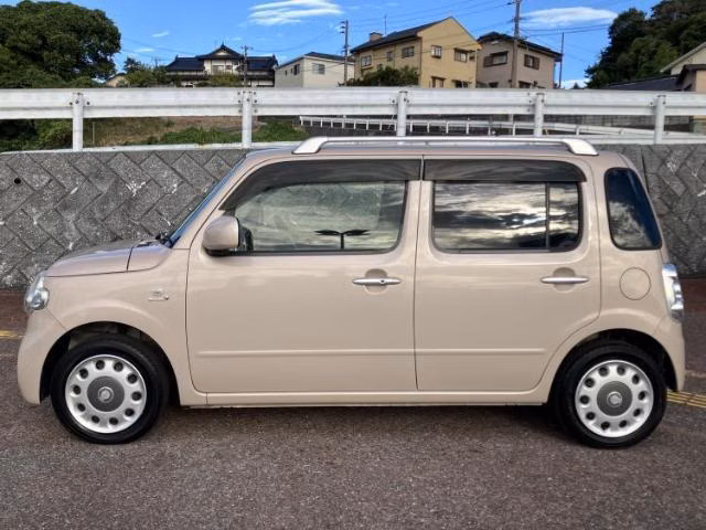 DAIHATSU MIRA COCOA