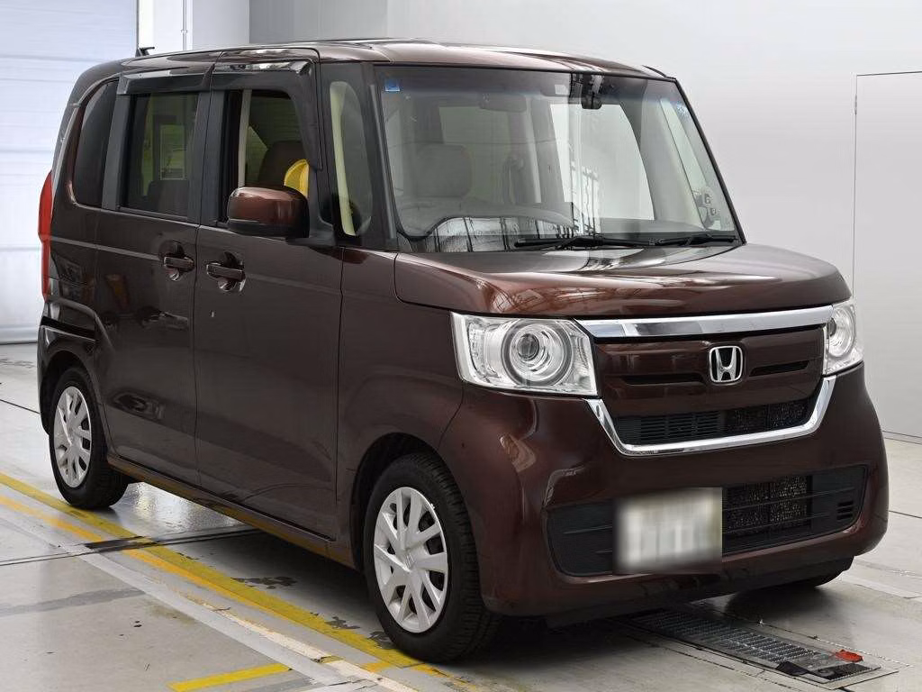 HONDA N-BOX