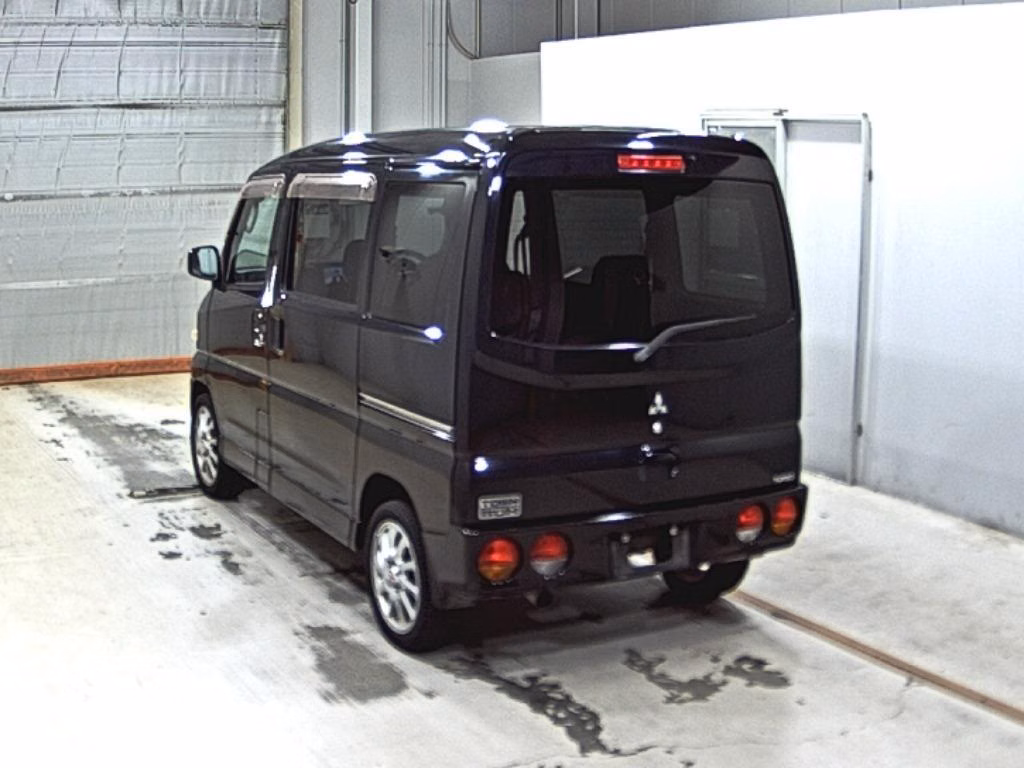 MITSUBISHI TOWN BOX