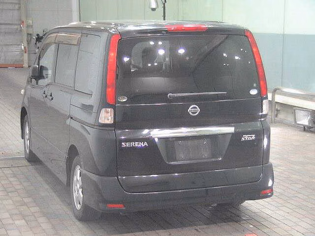 NISSAN SERENA