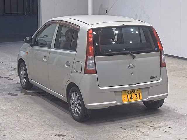 DAIHATSU MIRA