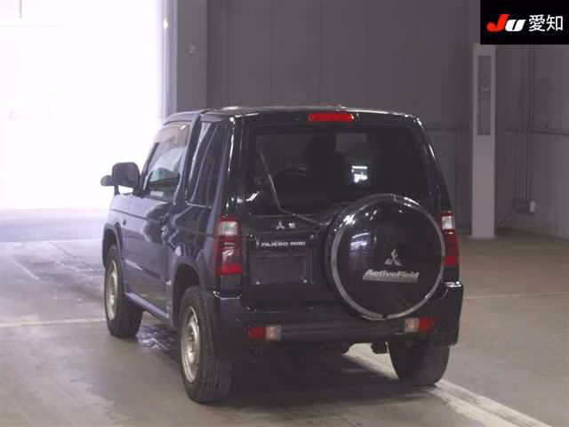 MITSUBISHI PAJERO MINI