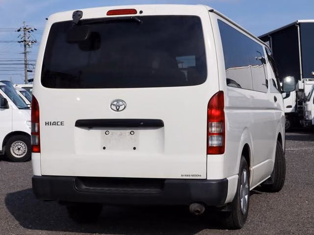 Toyota Regius Ace