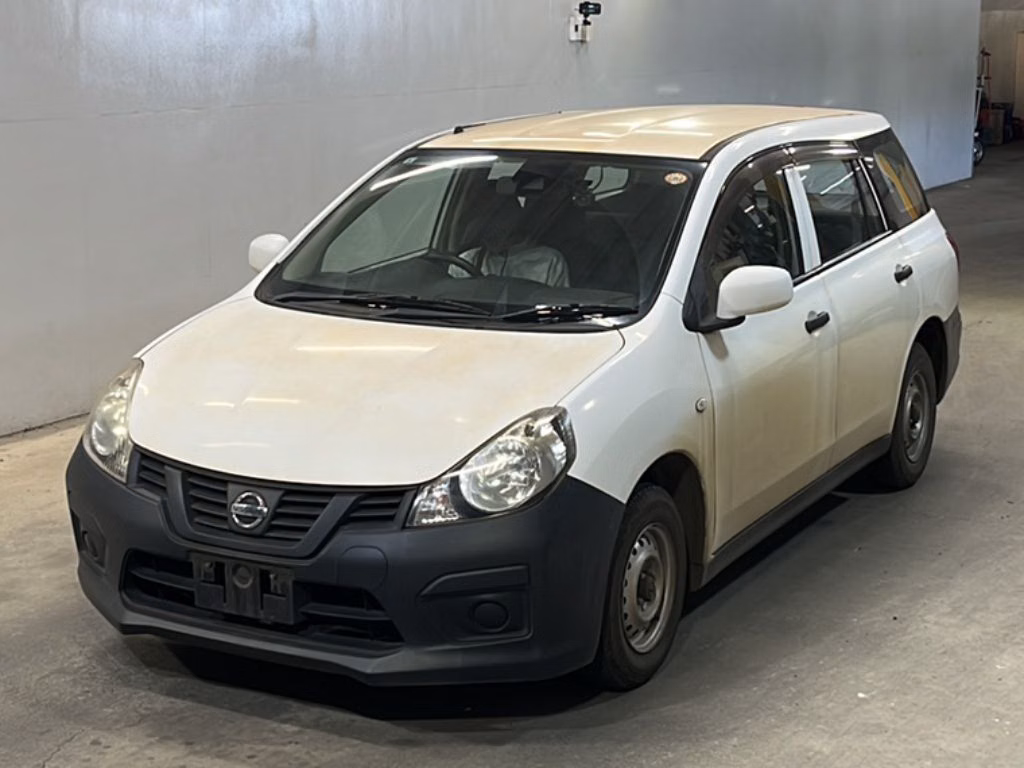NISSAN AD