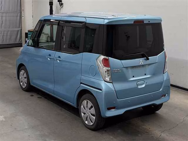 MITSUBISHI EK SPACE