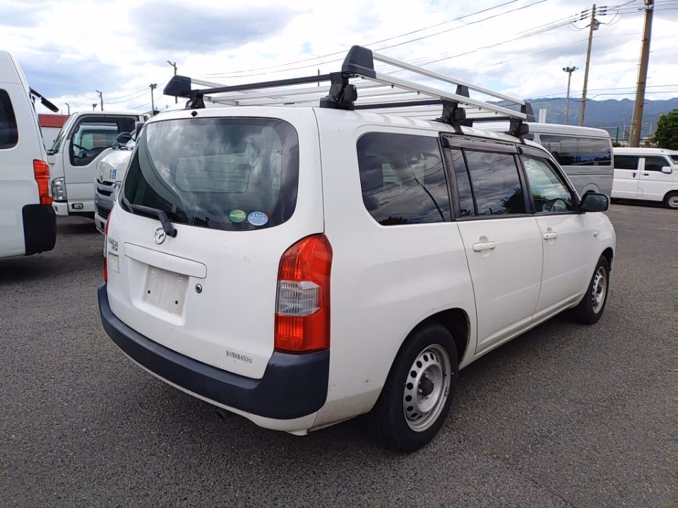 MAZDA FAMILIA