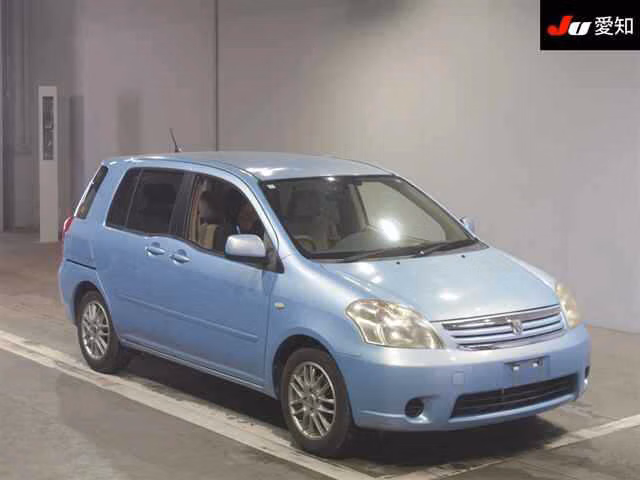 TOYOTA RAUM