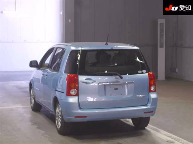 TOYOTA RAUM