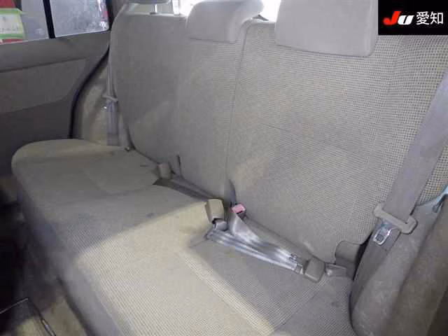 TOYOTA RAUM