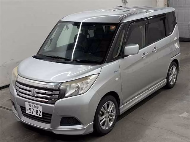 MITSUBISHI DELICA D:2