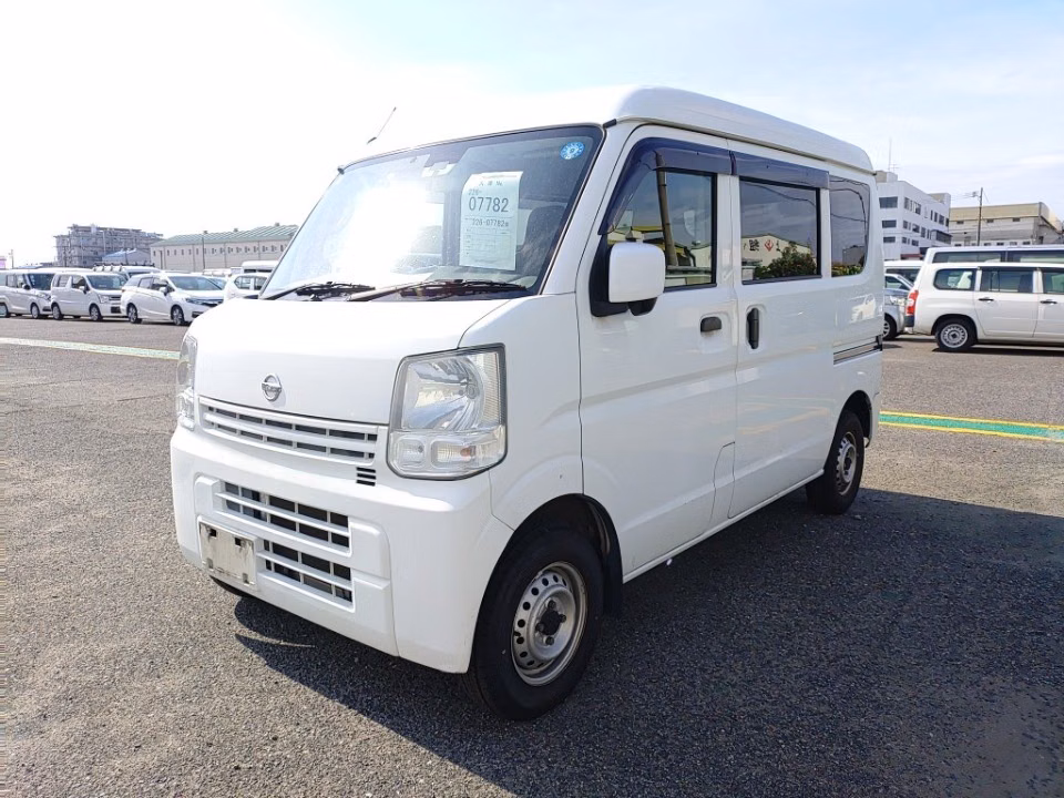 NISSAN NV100 CLIPPER
