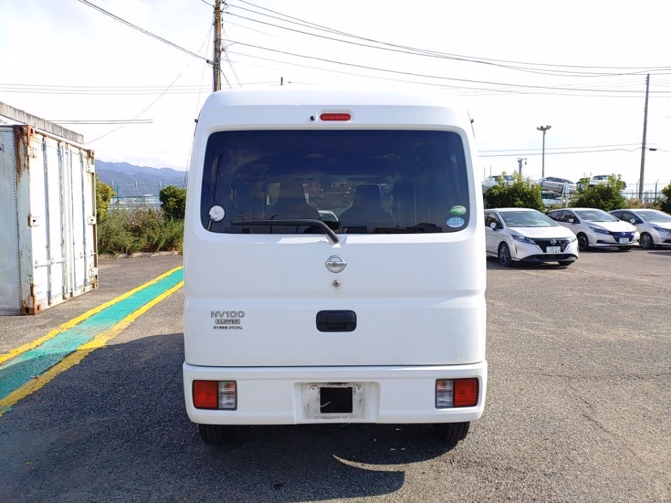 NISSAN NV100 CLIPPER