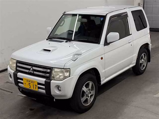 MITSUBISHI PAJERO MINI