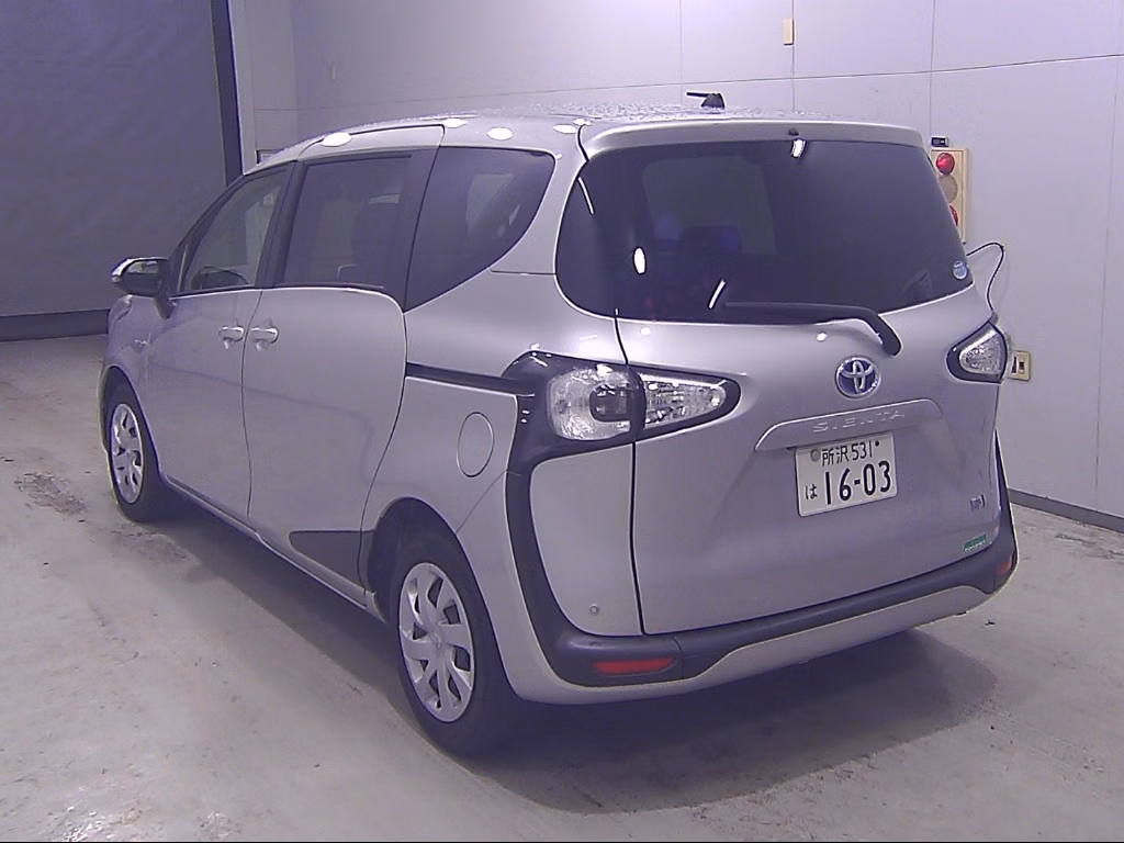 TOYOTA SIENTA