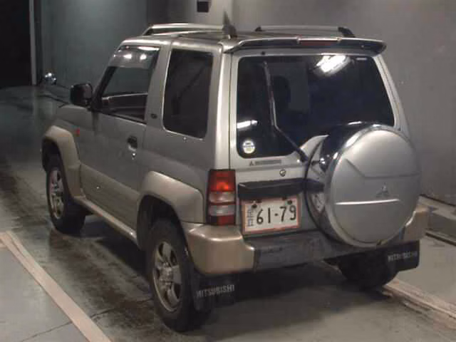 MITSUBISHI PAJERO JUNIOR