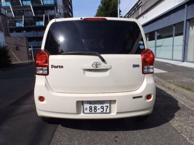 TOYOTA PORTE