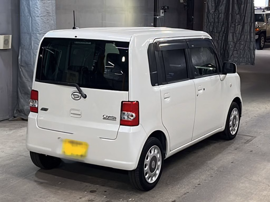 DAIHATSU MOVE CONTE