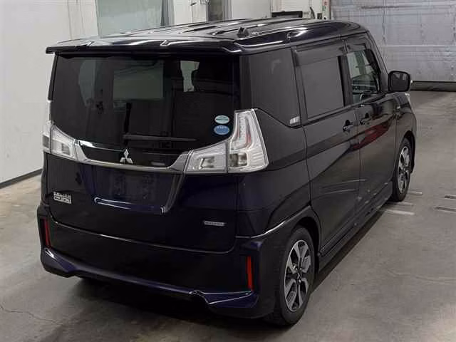 MITSUBISHI DELICA D:2