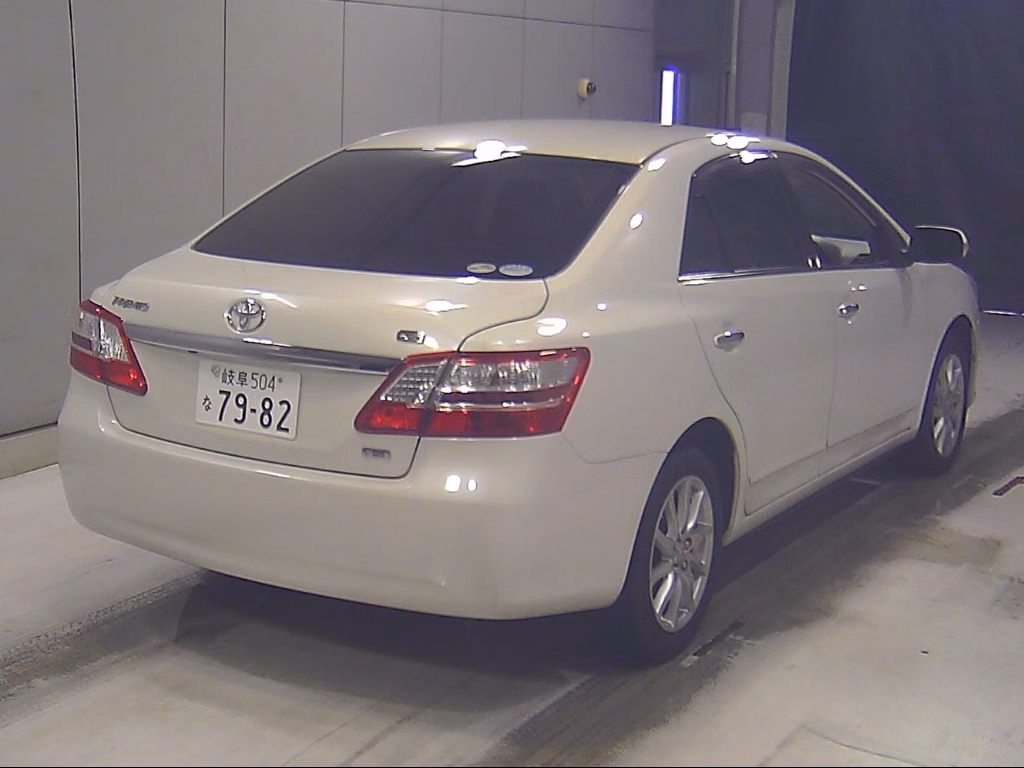 TOYOTA PREMIO